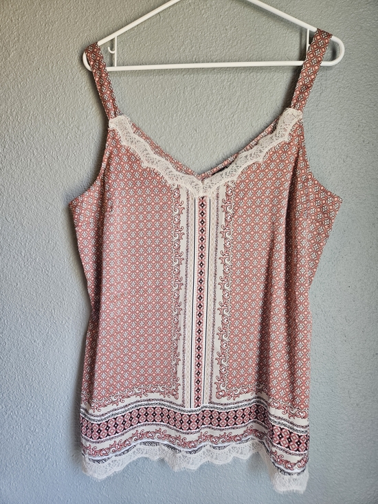 White House Black Market Tops - White House Black Market Geometric Satin Lace Trim Cami Top - Women's L